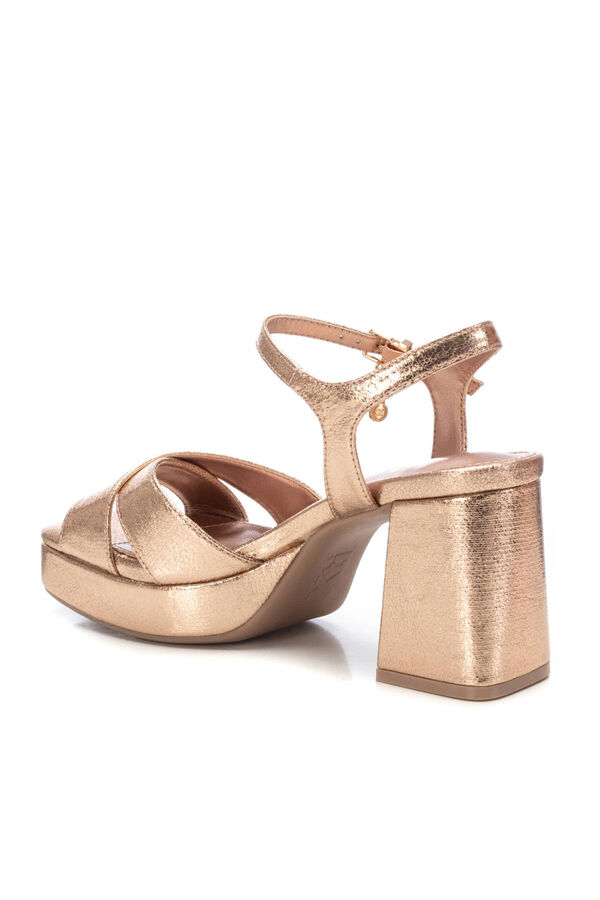 XTI Sand&aacute;lia de salto Dourado