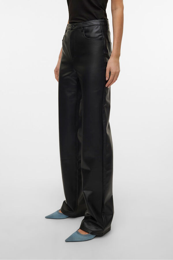 Vero Moda Cal&ccedil;a compridas com efeito de couro  Preto