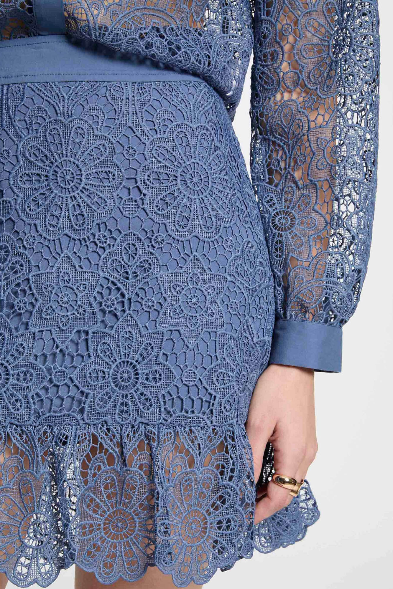 Morgan Falda corta encaje y volantes