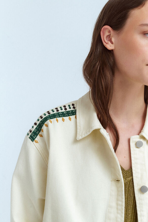 Vila Chaqueta cazadora vaquera con bordados Beige