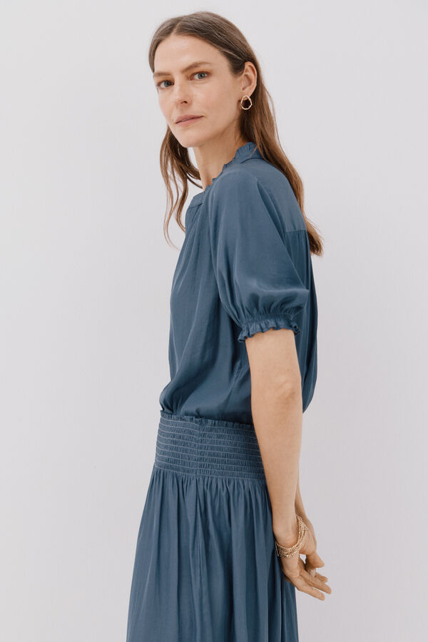 Cortefiel Blusa satinada manga corta Azul oscuro