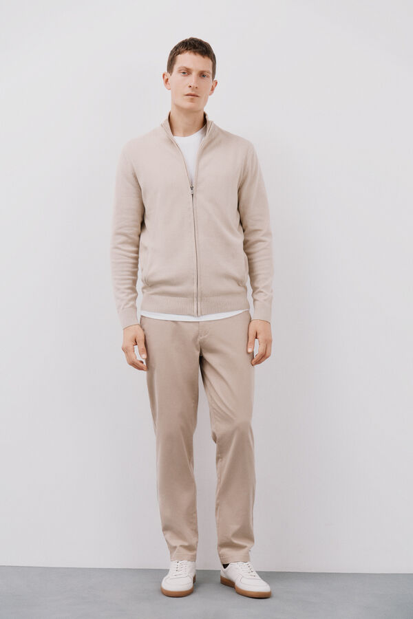 Cortefiel Cal&ccedil;as chino de ajuste regular Tostado