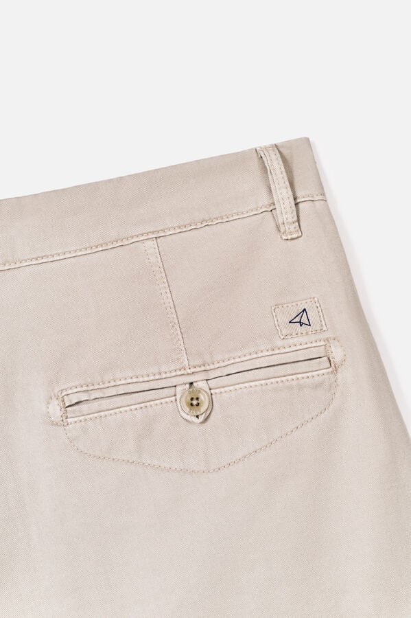 OOTO Bermuda chino Tostado