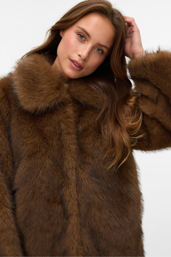 Vero Moda Abrigo de pelo Marr&oacute;n oscuro