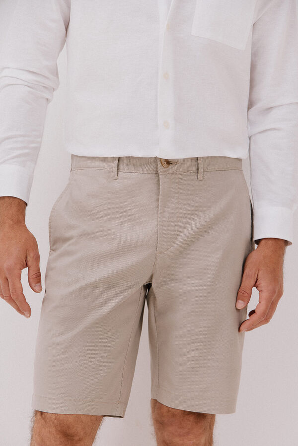 Cortefiel Bermudas chinos estampadas Tostado