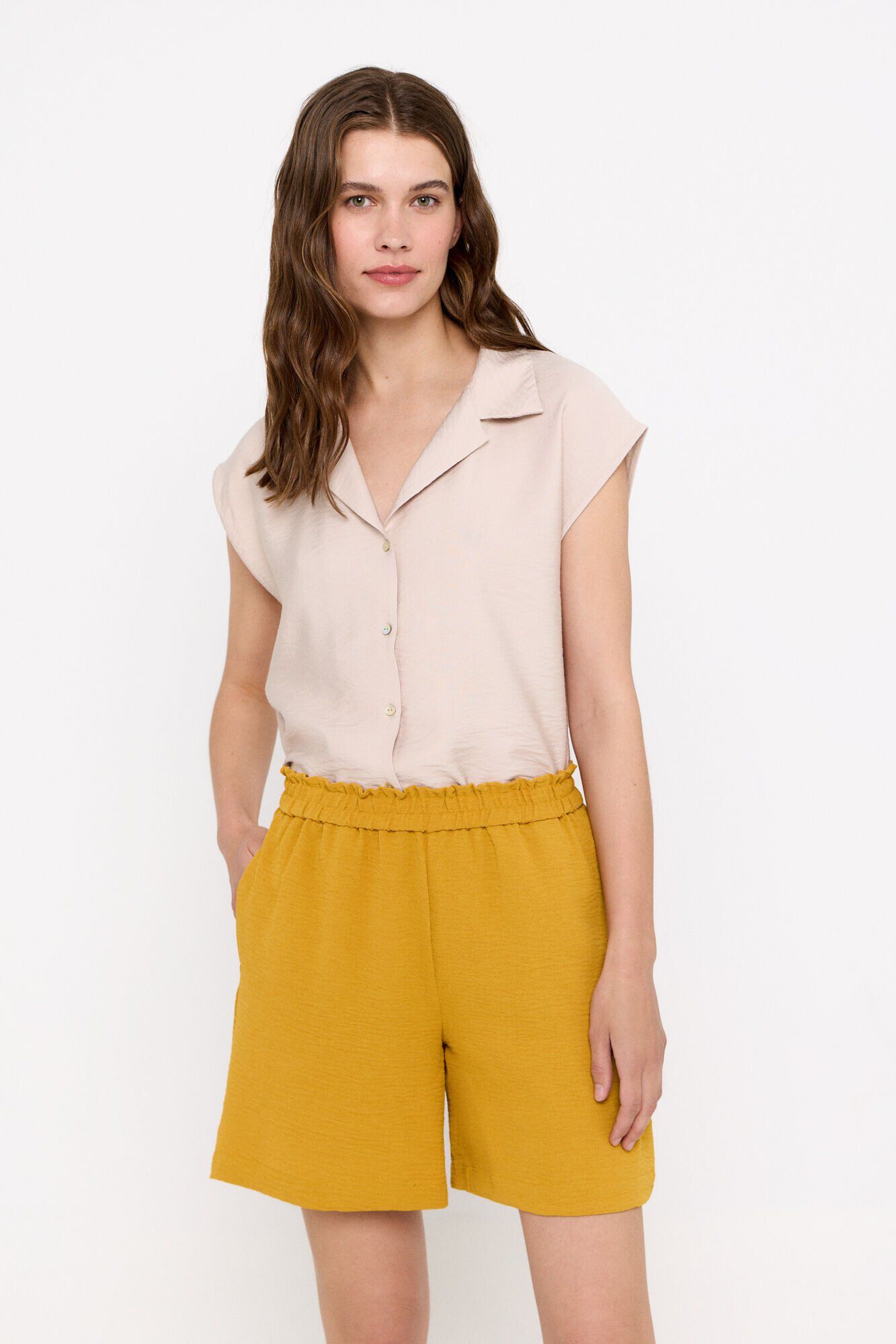 Cortefiel Bermuda con goma en cintura