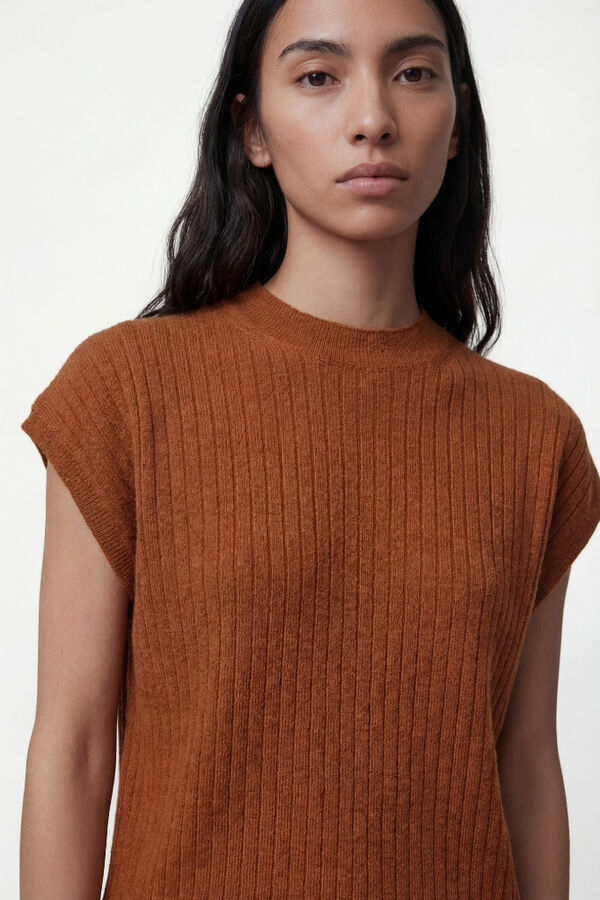 Vero Moda Blusa manga com gola alta  Castanho