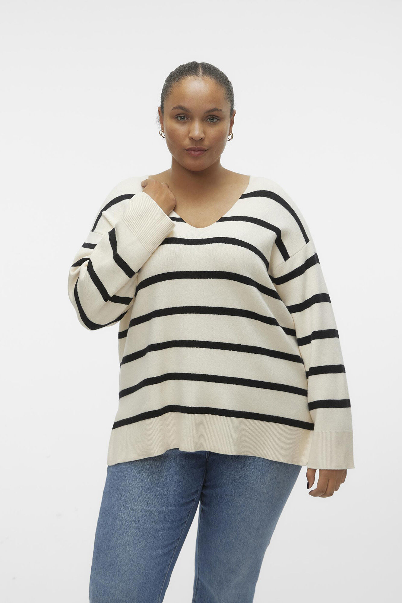 Vero Moda Curve Jersey de manga larga y cuello pico Curve
