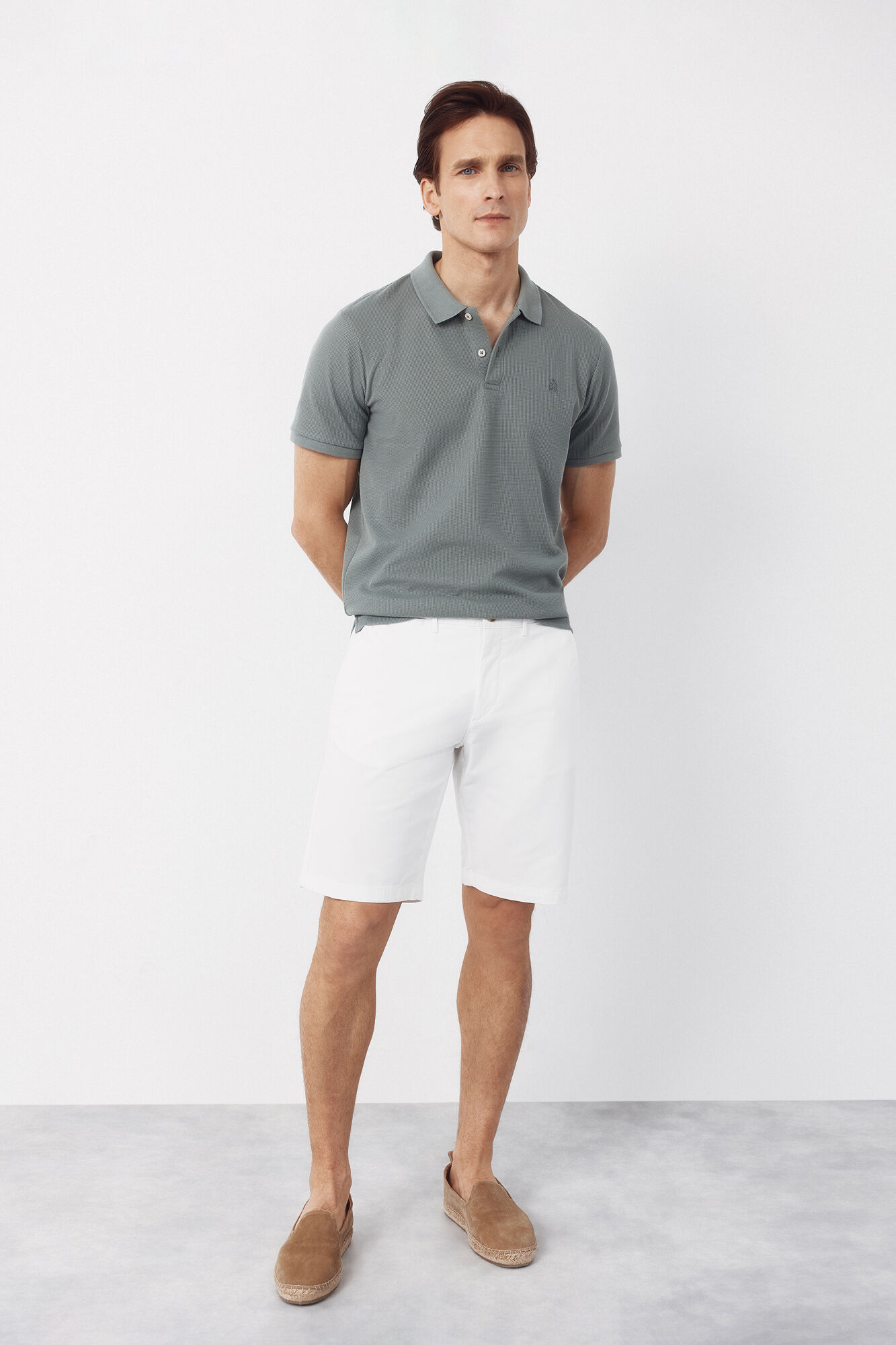 Cortefiel Bermuda chino ligero