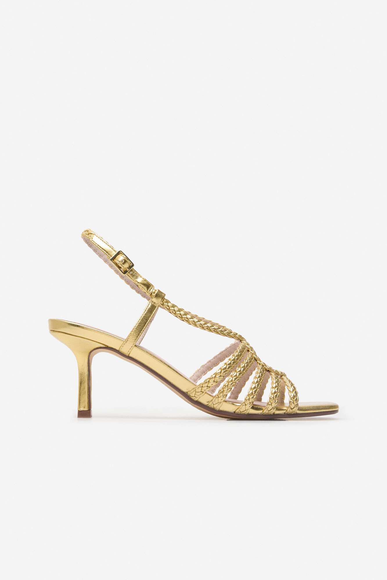 Cortefiel Sand&aacute;lia tac&atilde;o entran&ccedil;ada