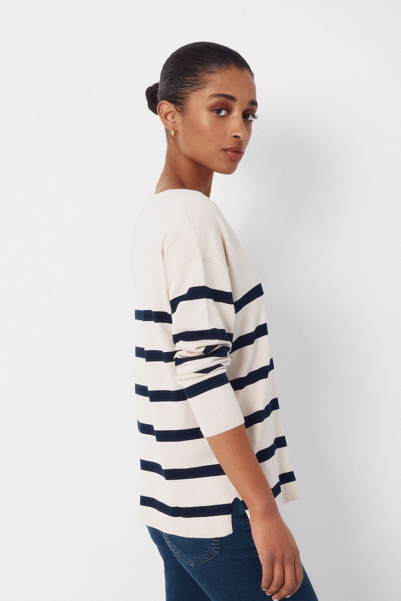 Cortefiel Camisola de malha decote bico