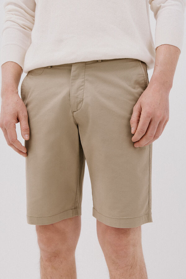 Cortefiel Bermuda chino Verde