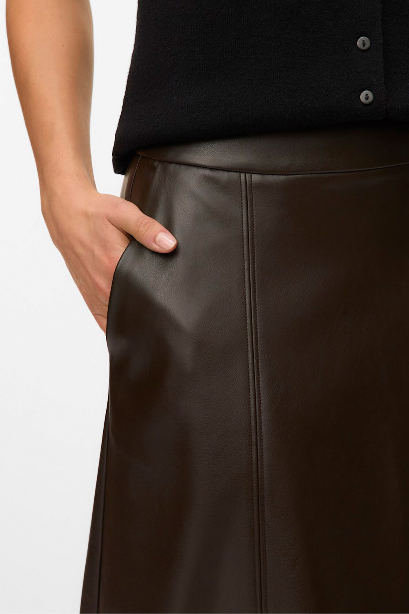 Vero Moda Falda midi efecto piel