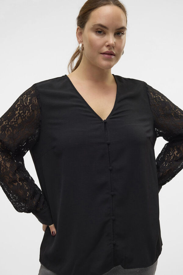 Vero Moda Curve Camisa fluida com renda plus size Preto