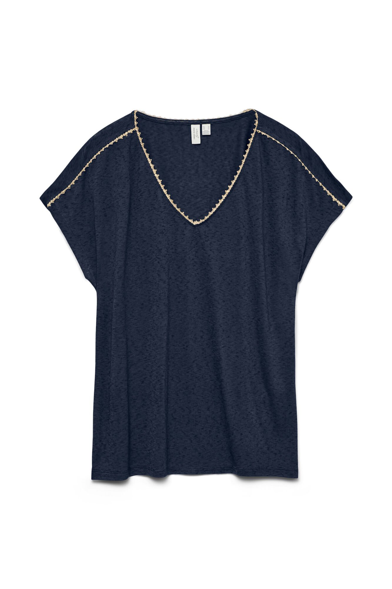 Vero Moda Curve T-shirt b&aacute;sica com gola em bico tamanho grande