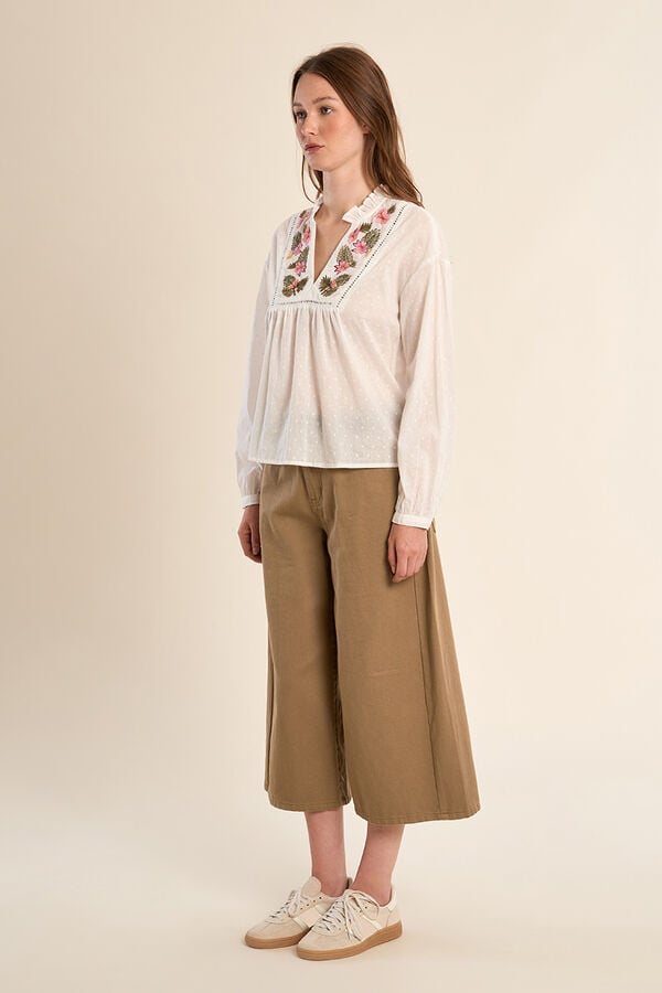 Molly Bracken Blusa de mujer de manga larga con flores bordadas Blanco