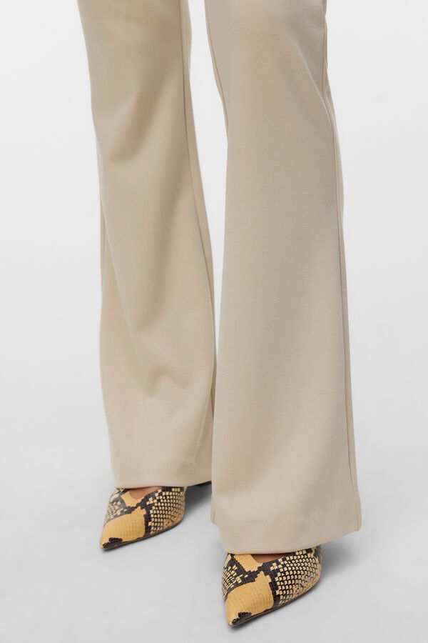 Vero Moda Pantal&oacute;n traje acampanado Beige