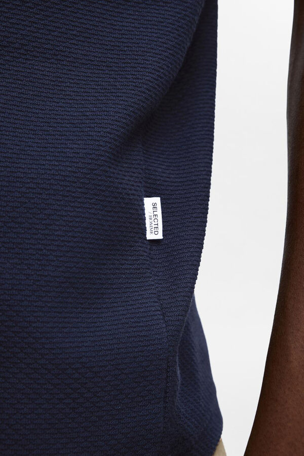 Selected Polo de manga curta com estrutura confecionada 100% com algod&atilde;o org&acirc;nico.  Azul