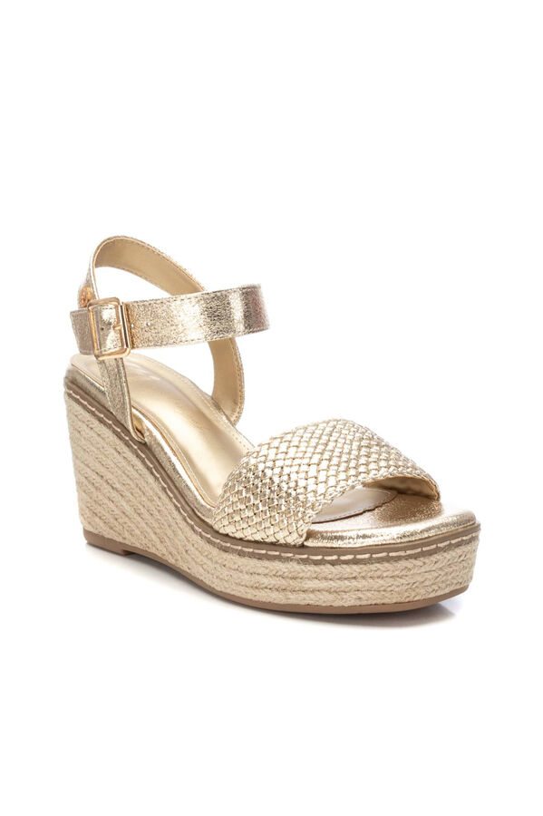 XTI Sand&aacute;lia de cunha Dourado