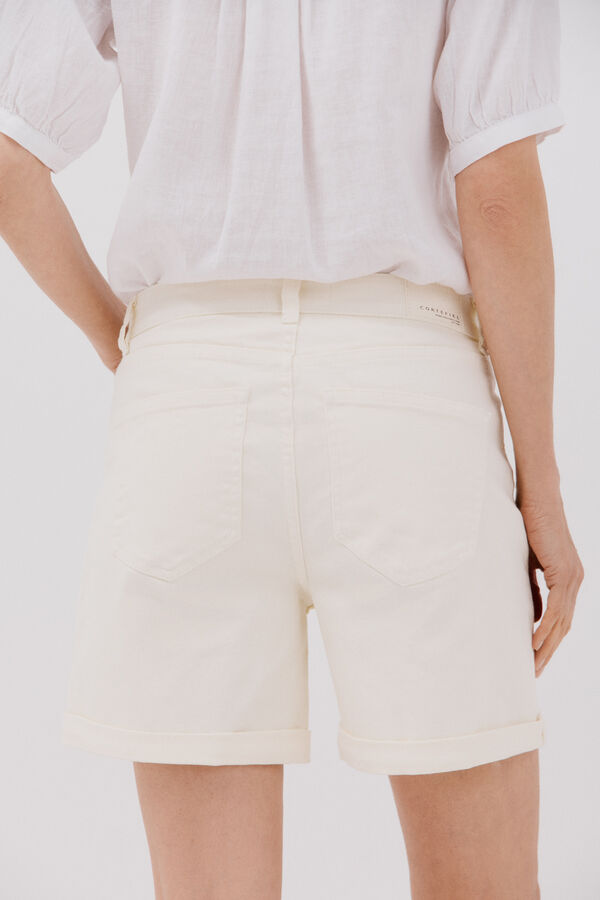 Cortefiel Cal&ccedil;&otilde;es b&aacute;sicos cor Amarelo