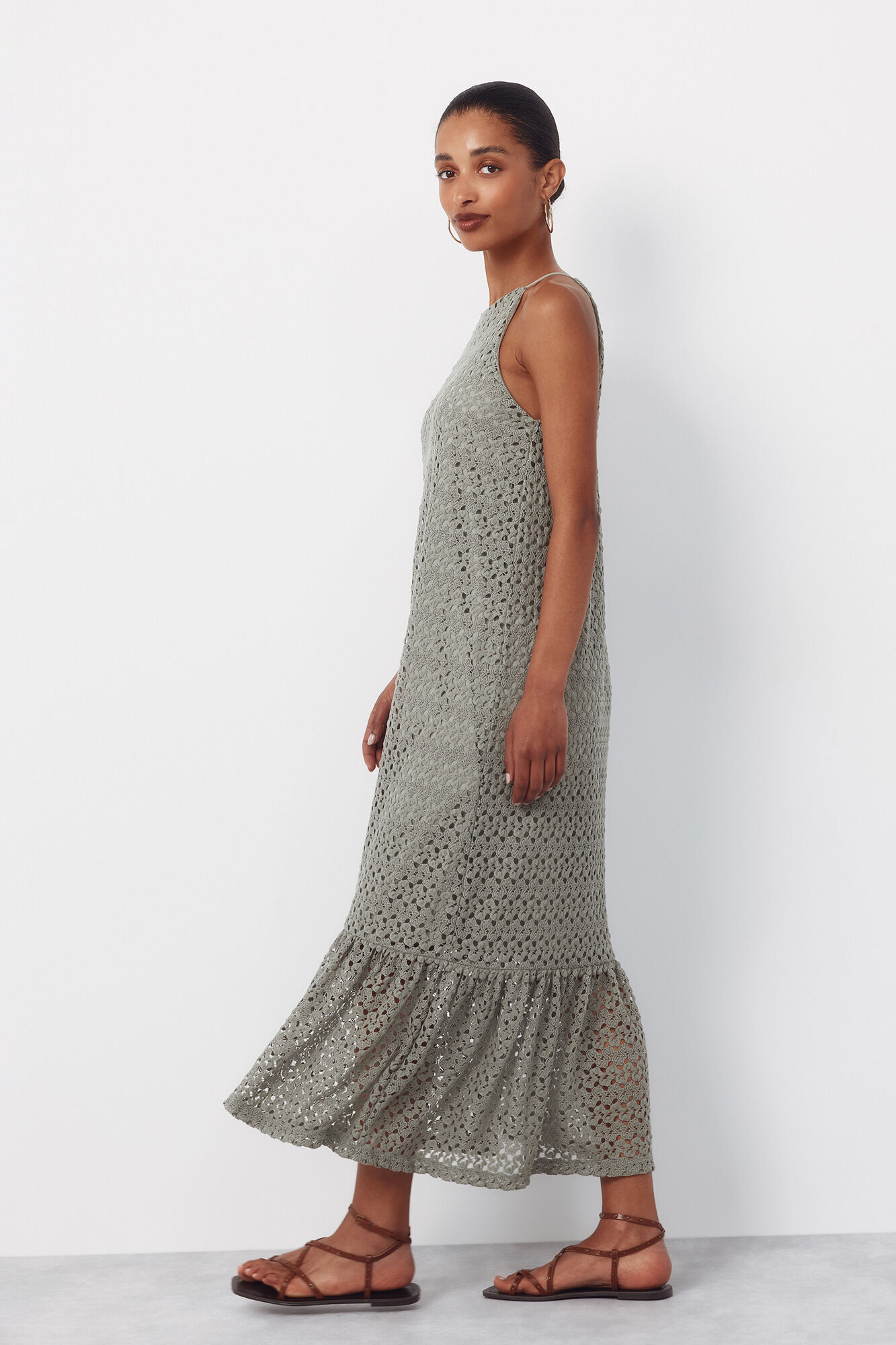Cortefiel Vestido halter estruturado