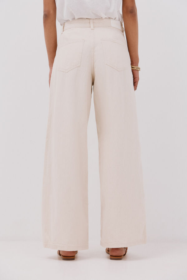 Cortefiel Pantalones sarga pinzas Marfil