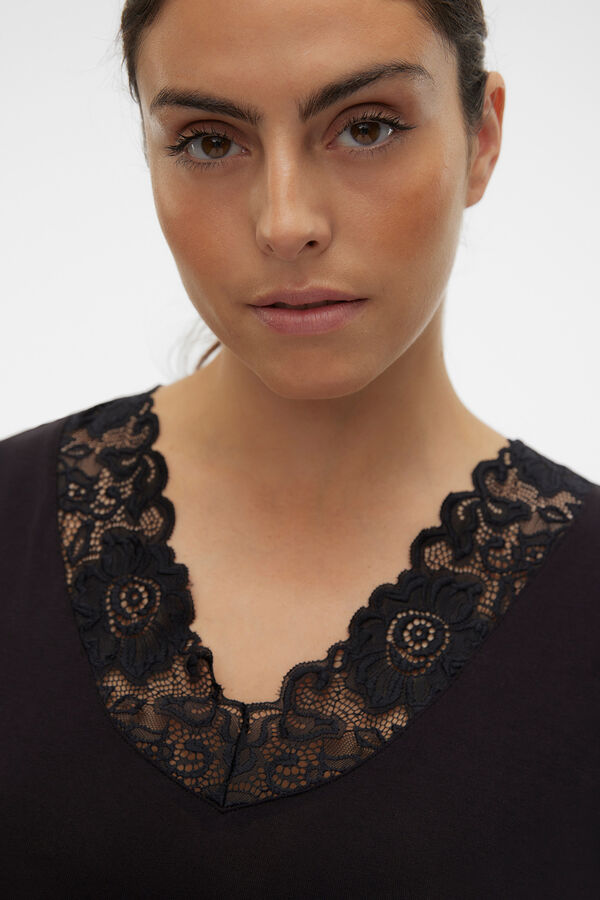 Vero Moda Curve Top sin mangas con encaje talla grande Negro