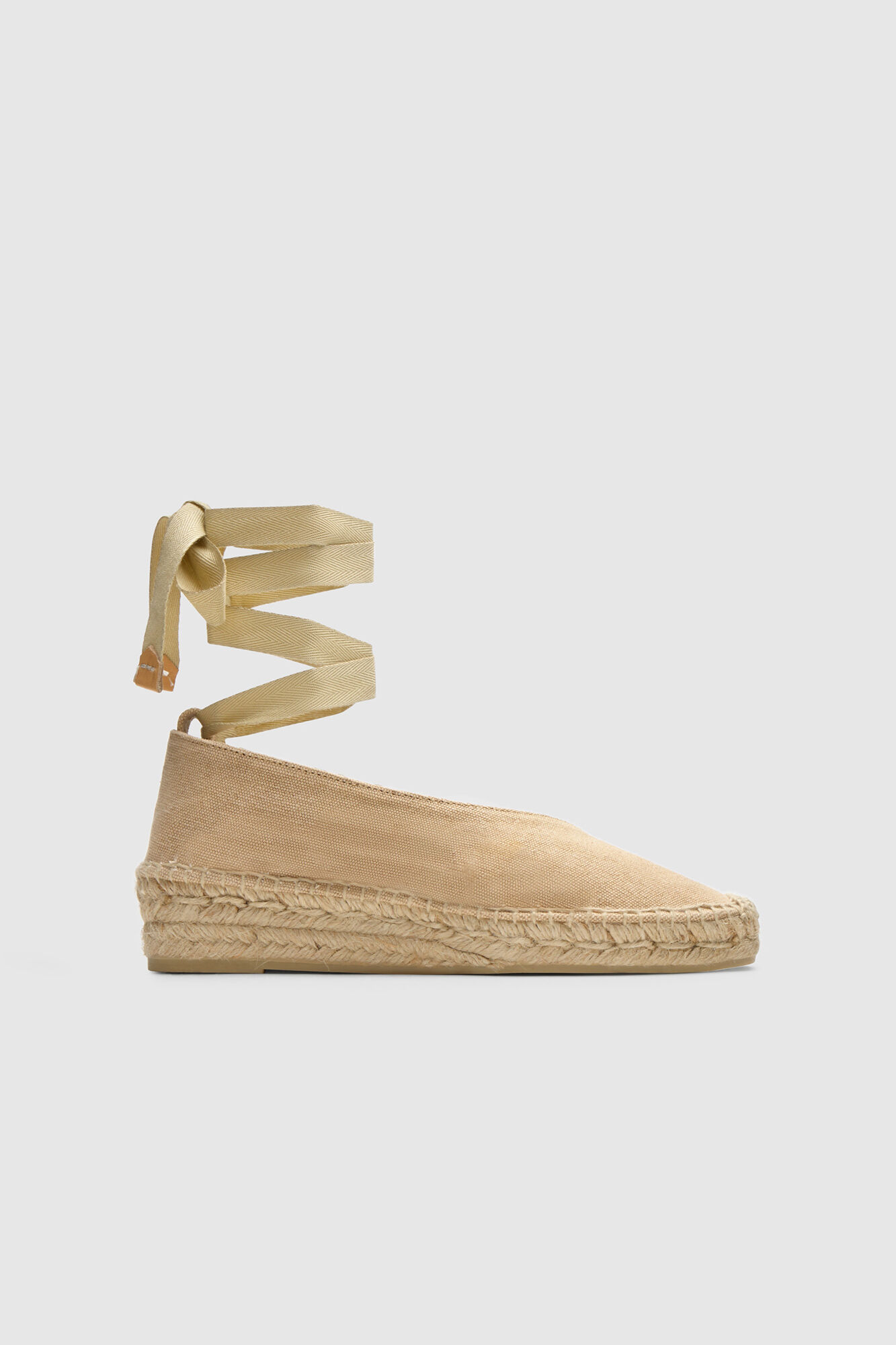 Casta&ntilde;er Sabrina Gea elaborada em lona