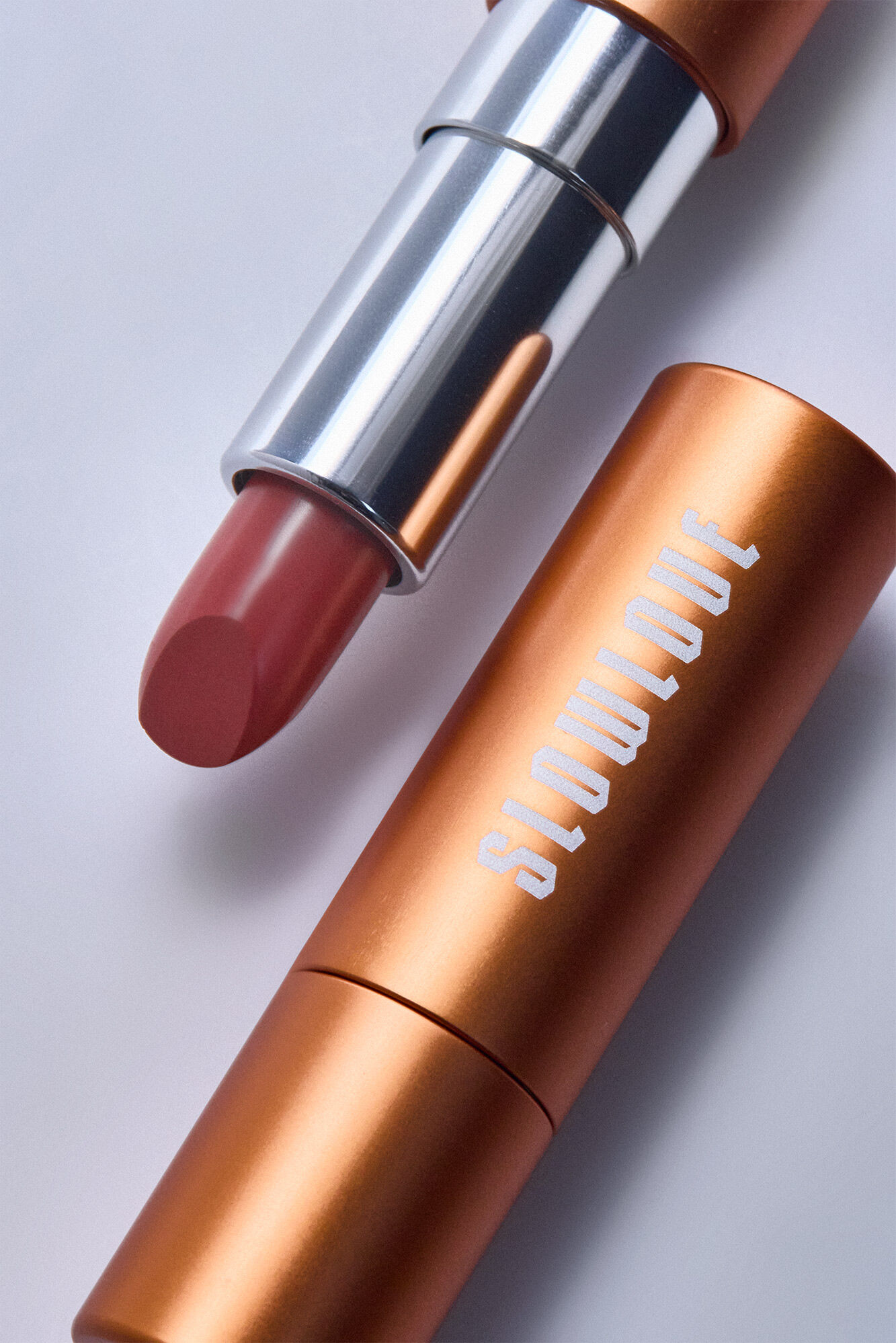 Slowlove Labial Nude