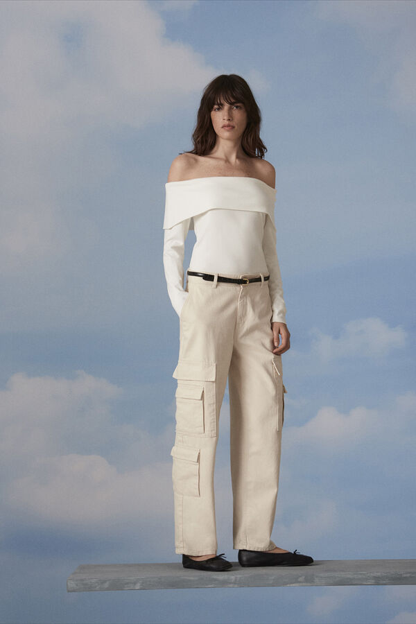 Selected Femme Top de manga comprida e ombros descobertos confecionado com viscose Ecovero.  Branco