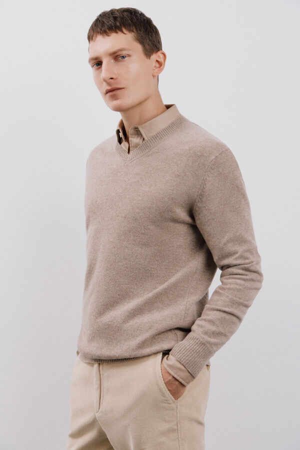 Cortefiel Camisola l&atilde; lambswool gola em bico Tostado