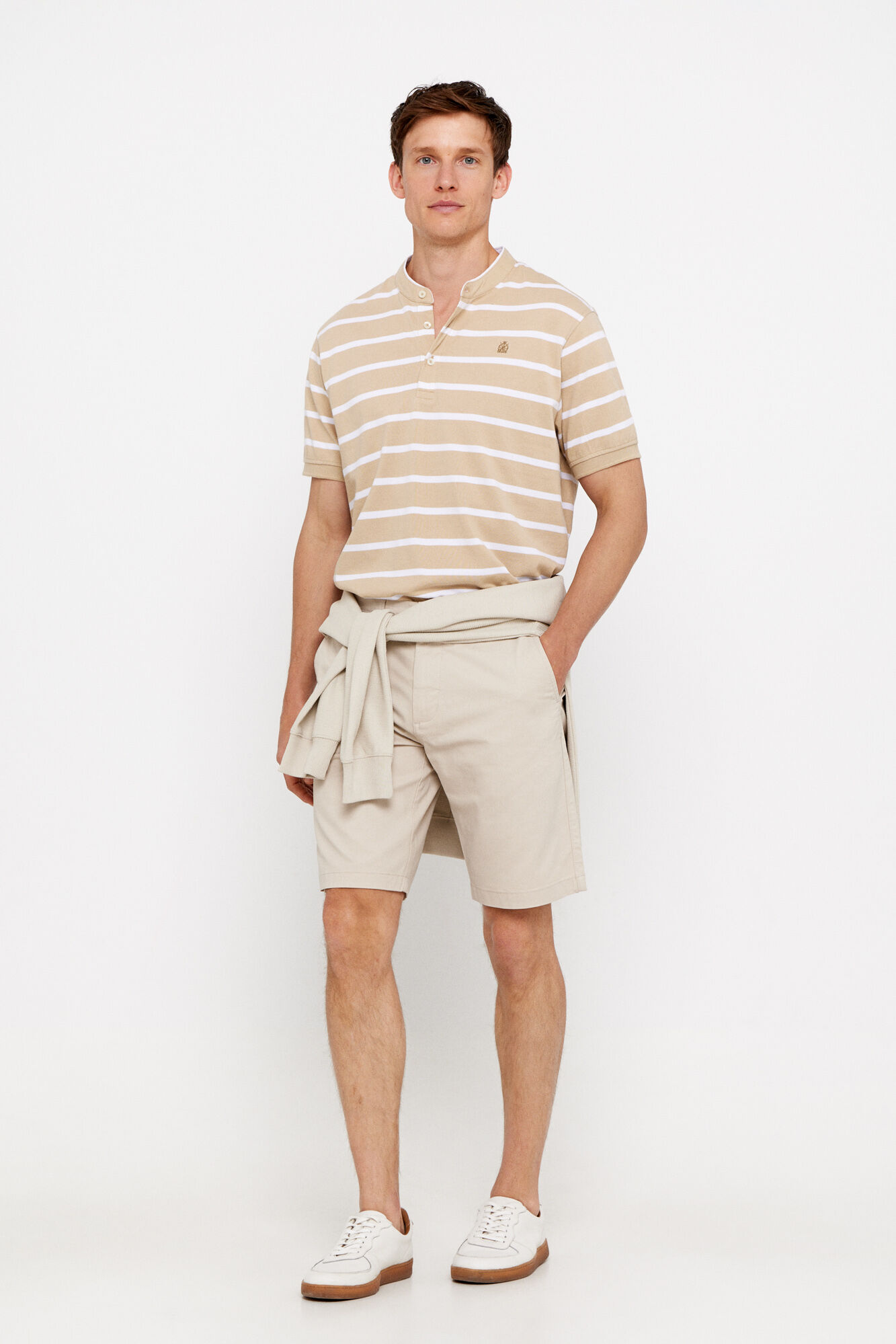 Cortefiel Bermuda chino