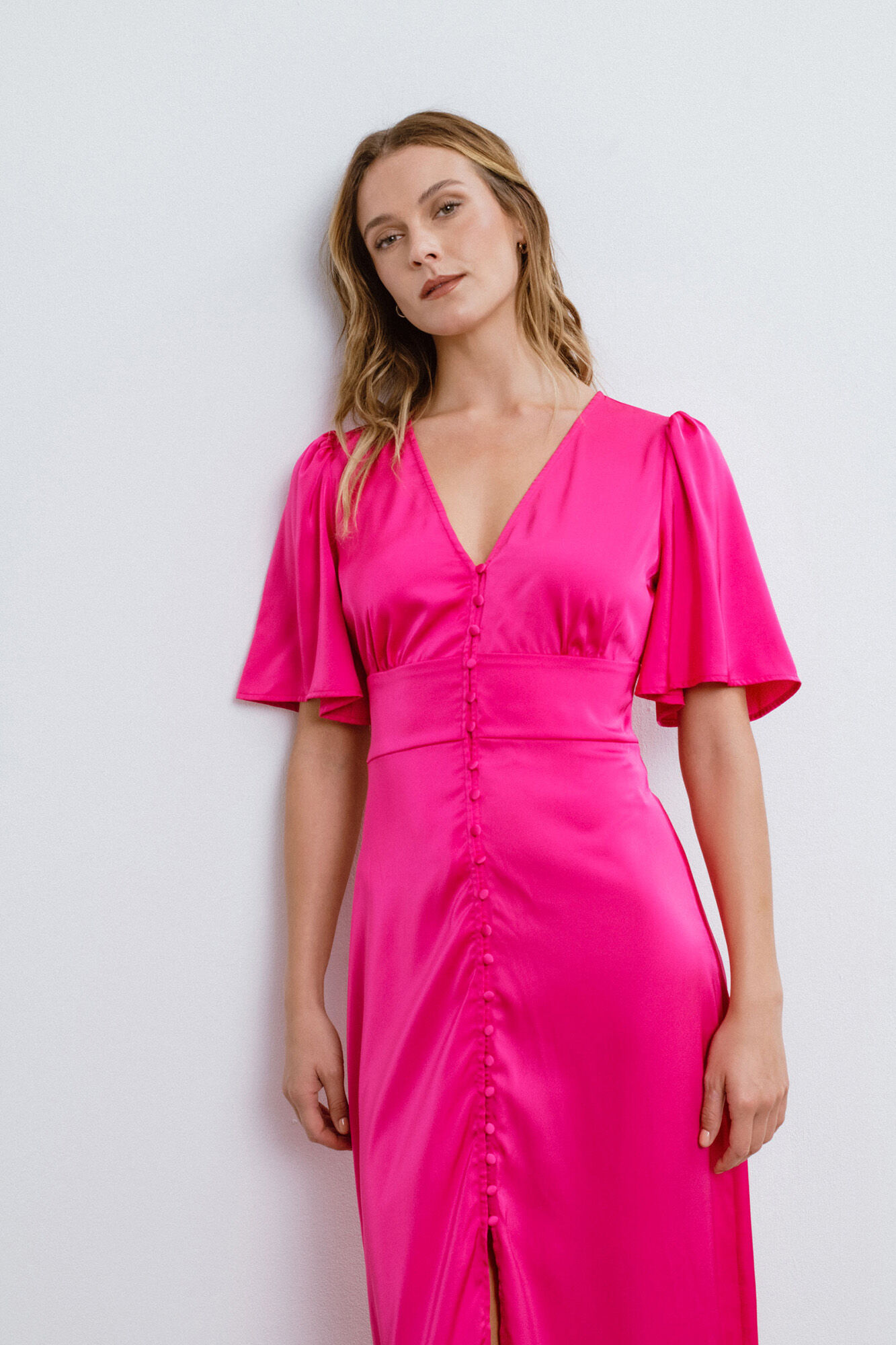 Vila Vestido midi satinado de fiesta