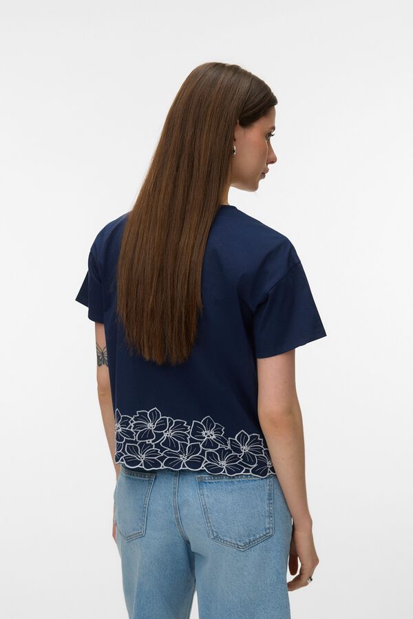 Vero Moda T-shirt b&aacute;sica com detalhe estampado na parte de baixo Azul