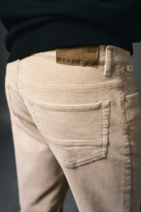 OOTO Pantal&oacute;n 5 bolsillos slim fit pana Beige
