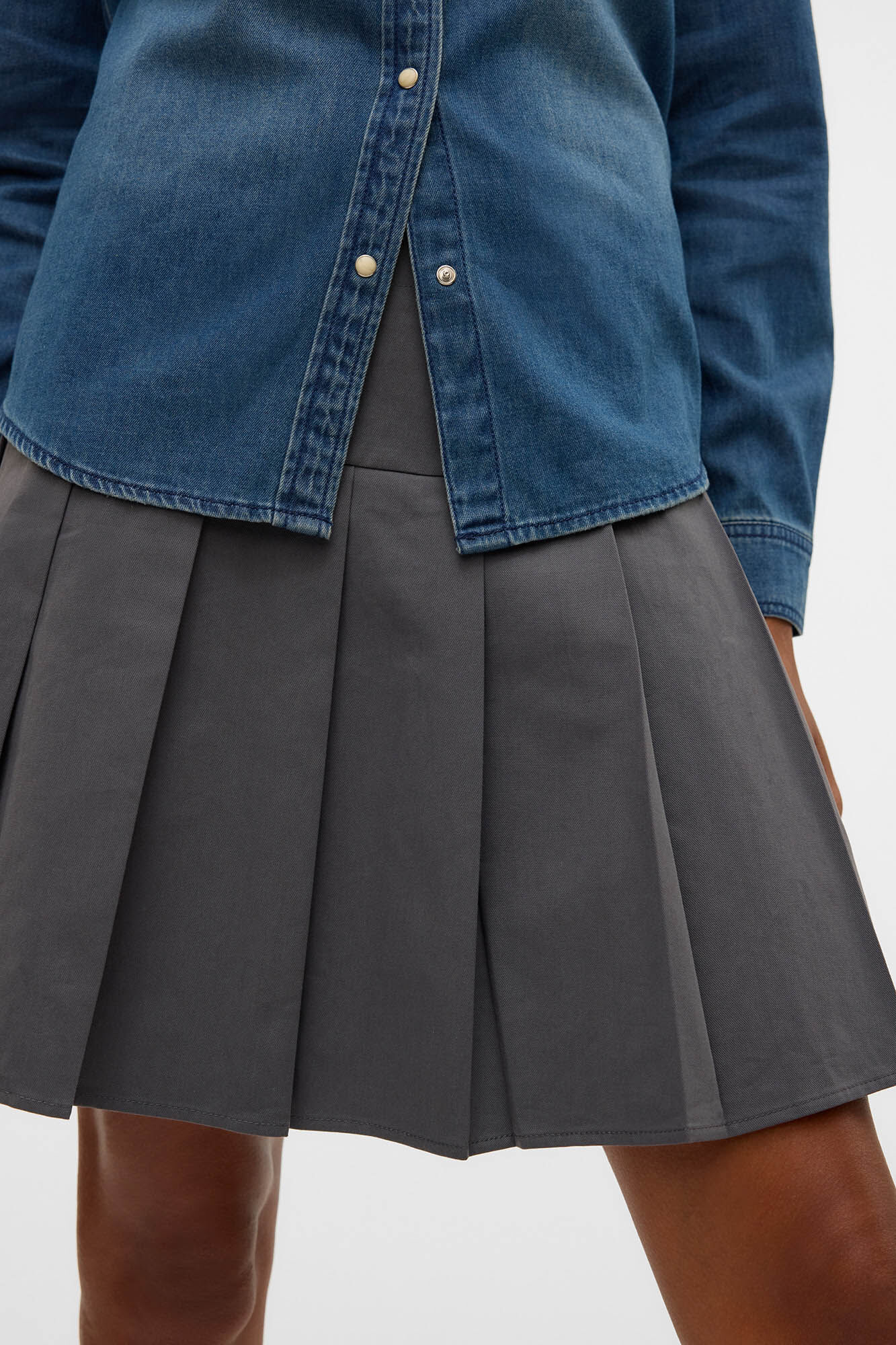 Vero Moda Falda corta con tablas