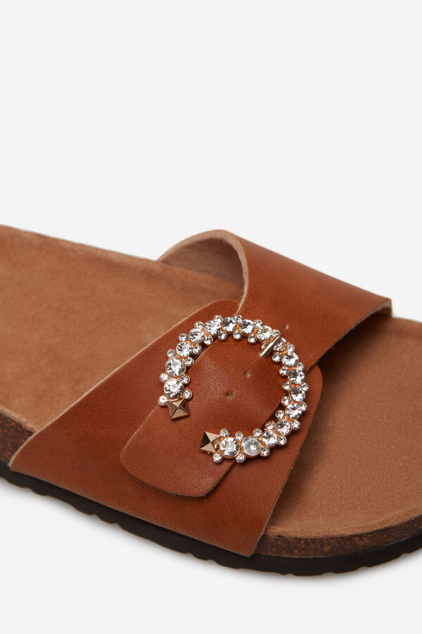 Cortefiel Sandalia joya Marr&oacute;n oscuro