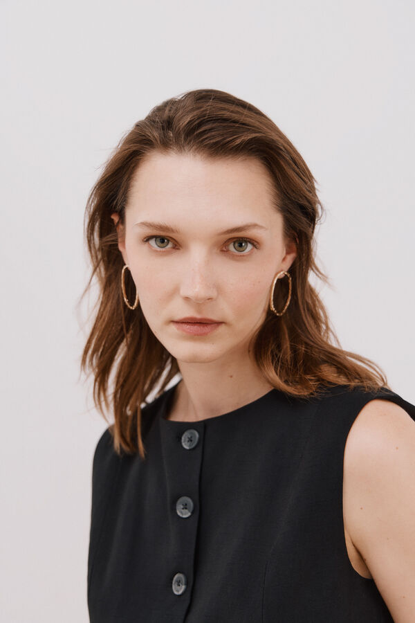 Cortefiel Chaleco cuello redondo Negro