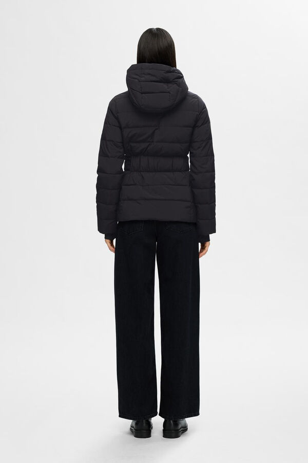 Selected Femme Casaco curto acolchoado com capuz confeccionado com materiais reciclados.  Preto