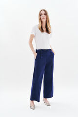 Caroll Cal&ccedil;a de fato com bot&otilde;es Azul