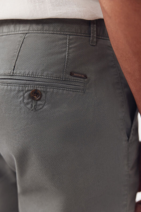 Cortefiel Bermuda chino regular leve Verde