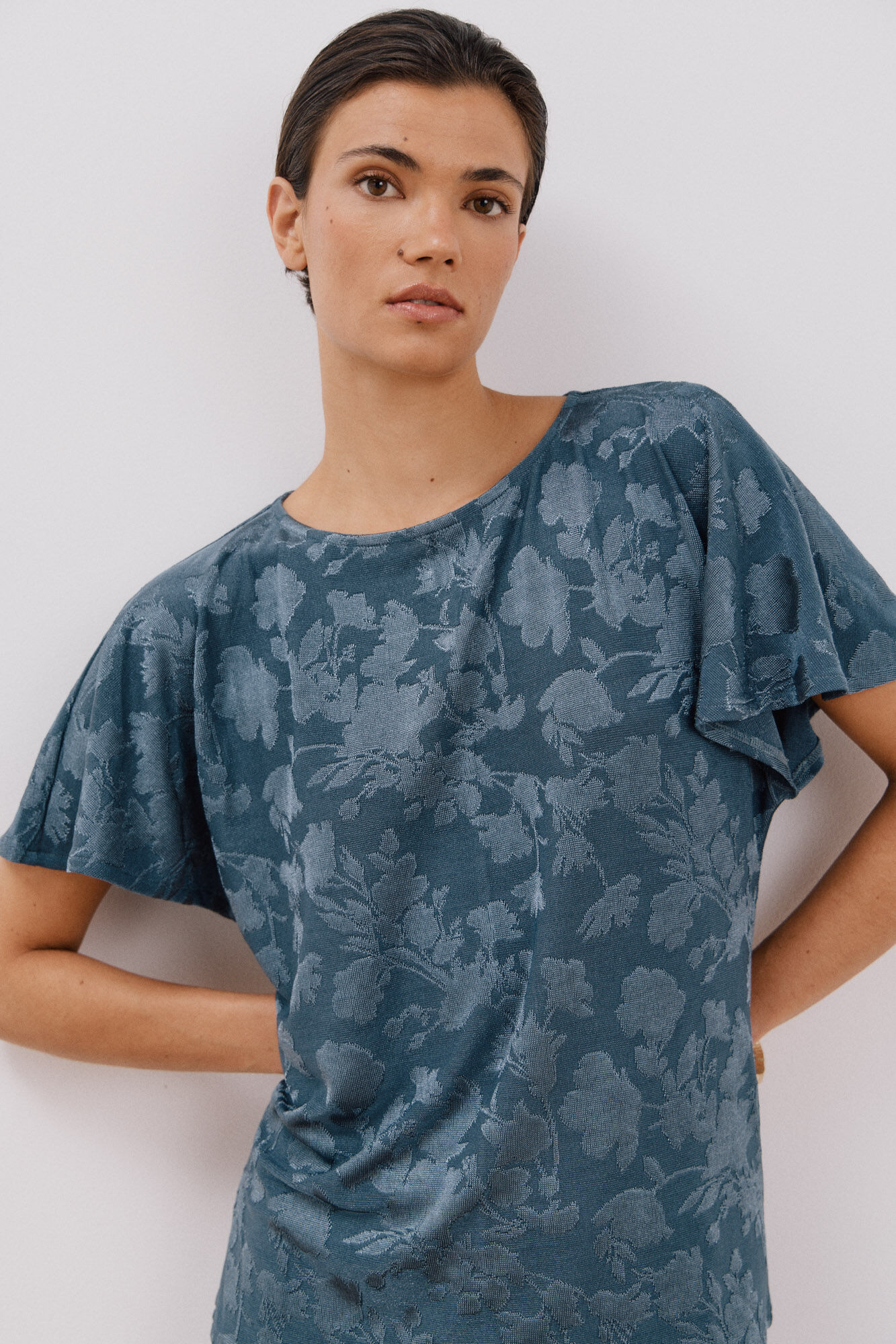 Cortefiel Top punto jacquard floral