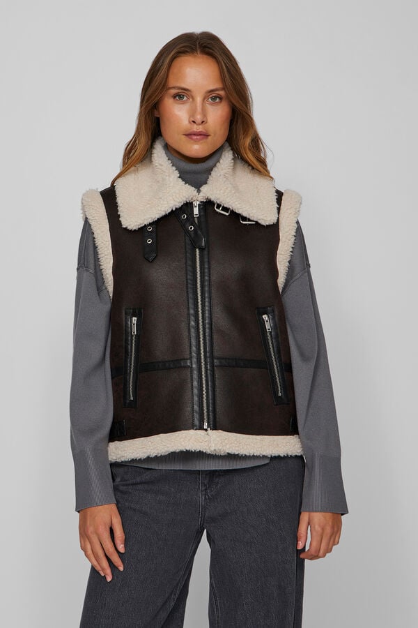 Vila Chaleco polipiel con borrego Marr&oacute;n oscuro