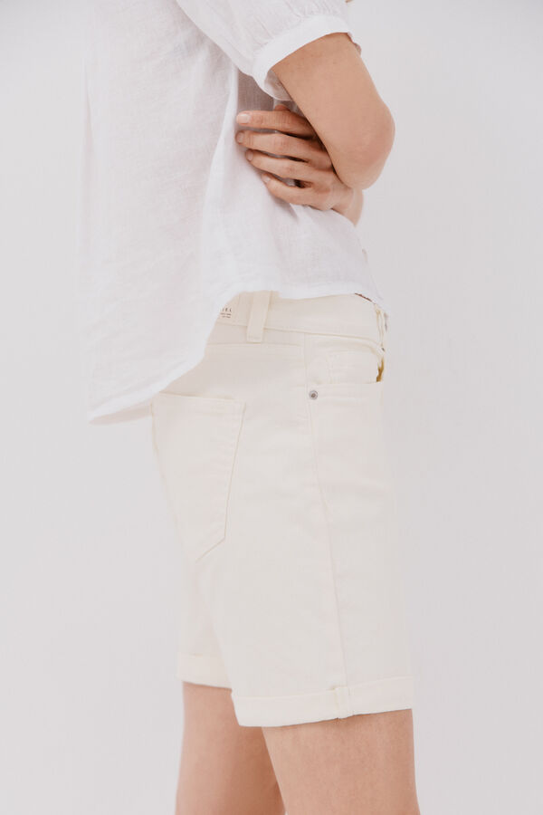 Cortefiel Cal&ccedil;&otilde;es b&aacute;sicos cor Amarelo