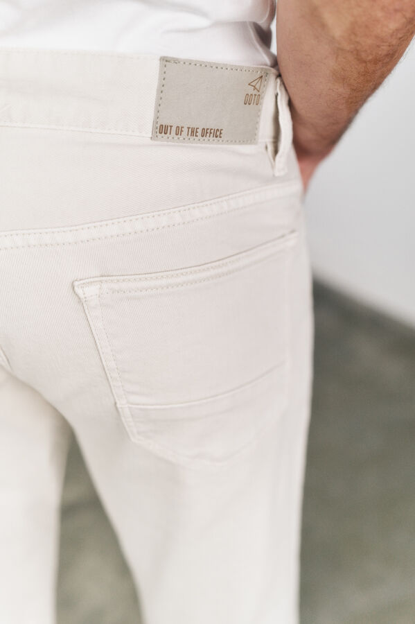 OOTO Jeans 5 bolsillos color slim Marfil