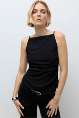 Vero Moda Top de tirantes y cuello barco Negro