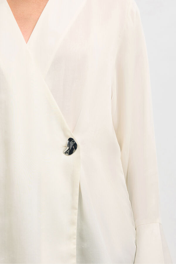 Selected Blusa cuello pico detalle met&aacute;lico Blanco