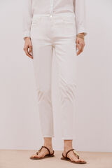 Cortefiel Pantalones pitillo crop color Blanco