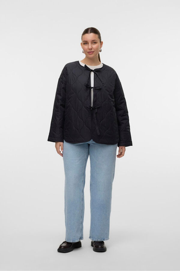 Vero Moda Curve Chaqueta acolchada talla grande Negro