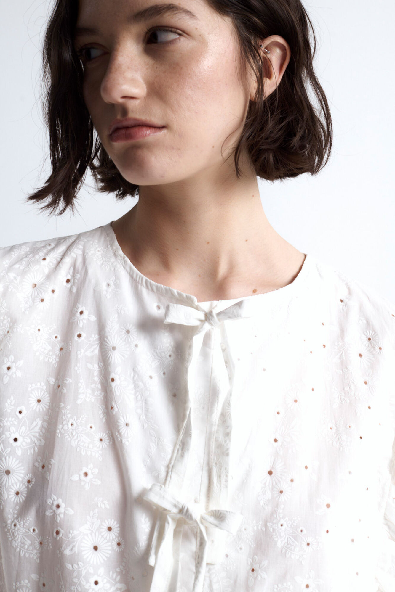 Object Blusa volantes y lazadas